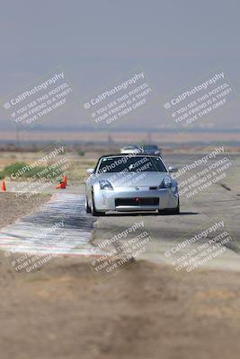 media/Sep-20-2025-Extreme Speed (Sat) [[1fcc23683c]]/Orange (Mid Intermediate)/Session 2 (Sunrise)/